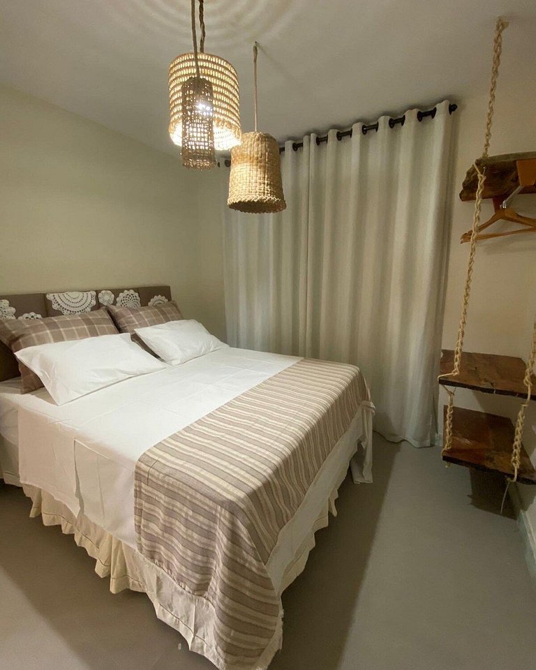 Casa Exclusiva com Semi-Suítes e Acesso p/Piscina - - Volant