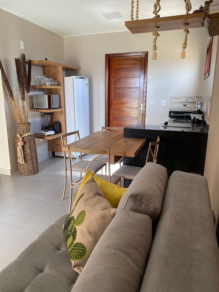 Casa Exclusiva com Semi-Suítes e Acesso p/Piscina - - Volant
