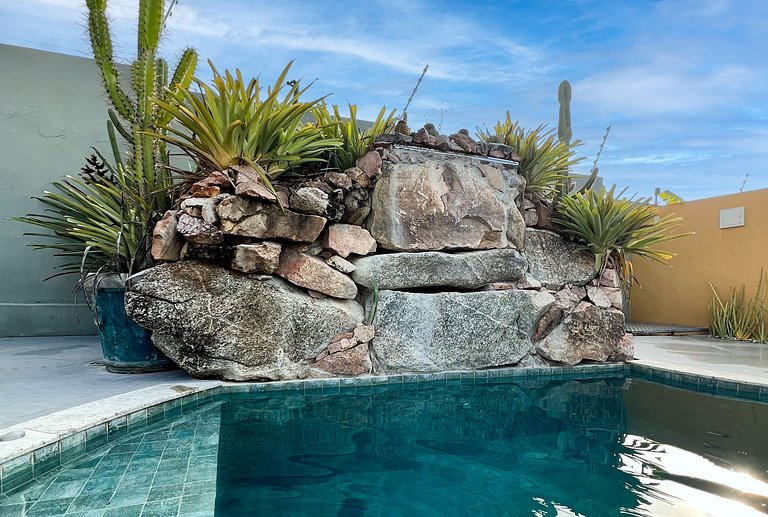 Casa Exclusiva com Semi-Suítes e Acesso p/Piscina - - Volant