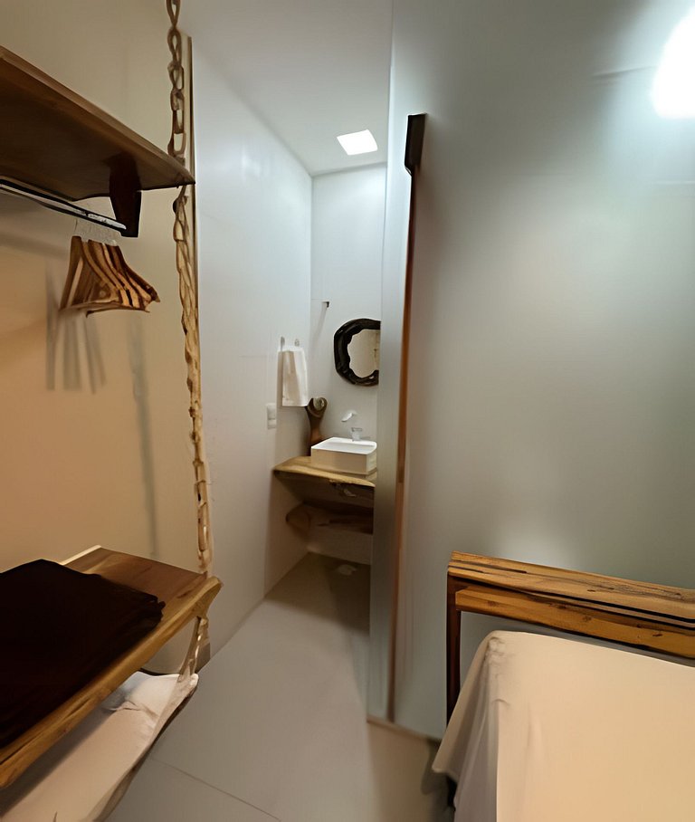 Casa com Dupla Suíte e Acesso Para Piscina