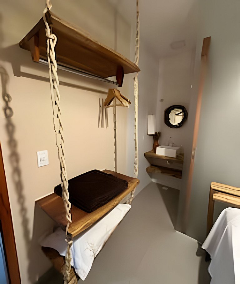 Casa com Dupla Suíte e Acesso Para Piscina